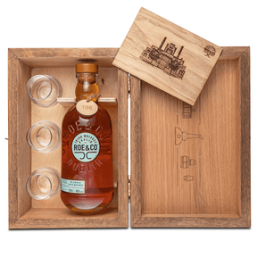 Roe & Co Wooden Box Gift Set